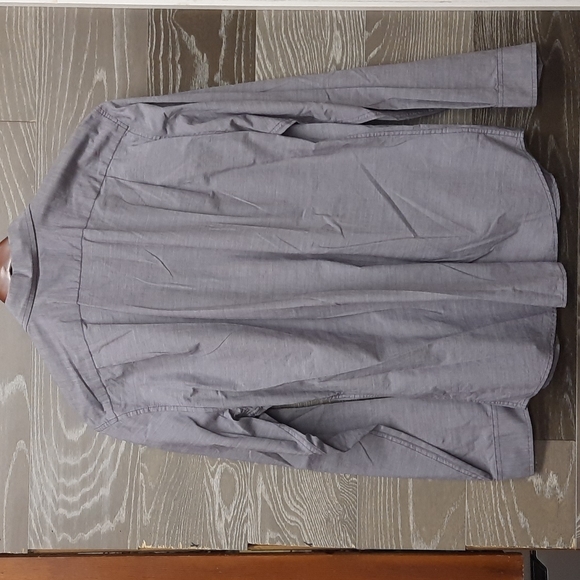 Eddie Bauer classic fit men's dress shirt size large - Picture 4 of 6